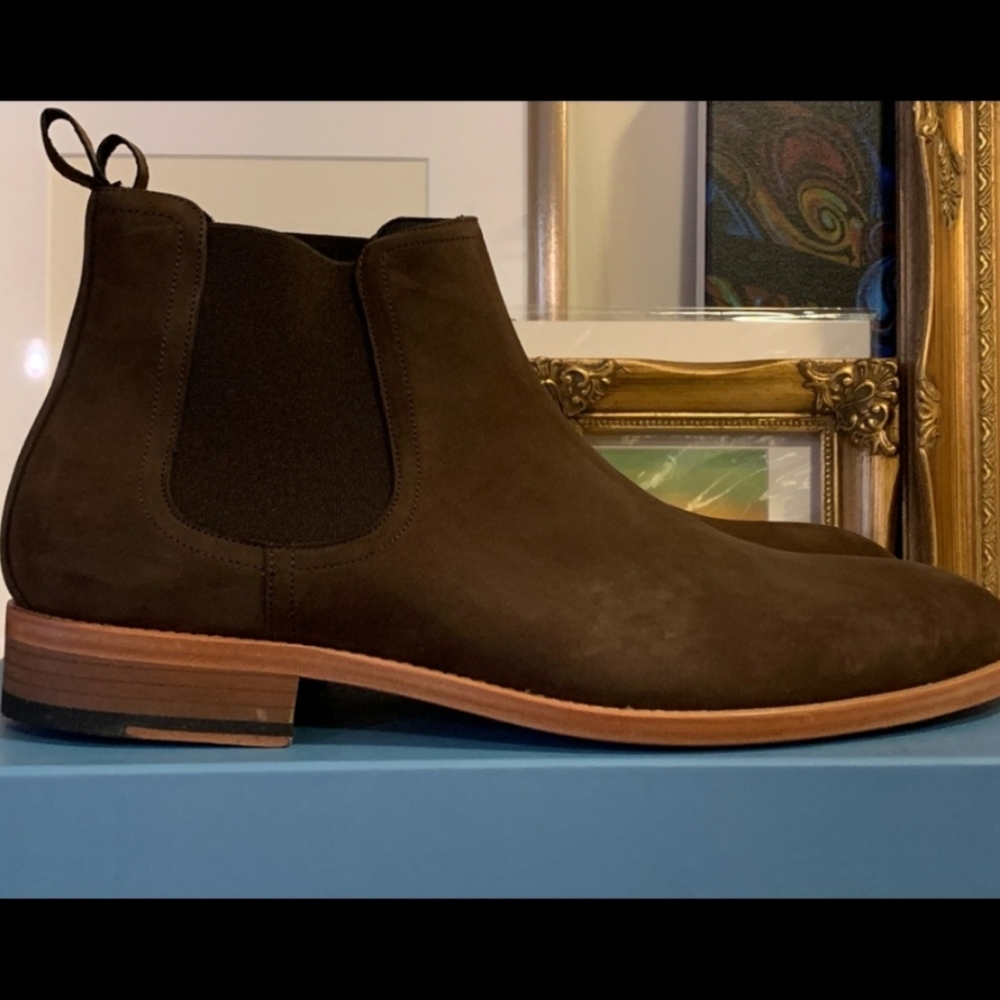 Modern Fiction Chelsea Brown suede size 10